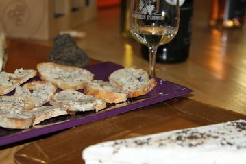 Saveurs de truffes et vins d'Ardèche