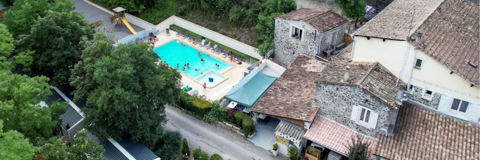 Camping Les Rives d'Auzon
