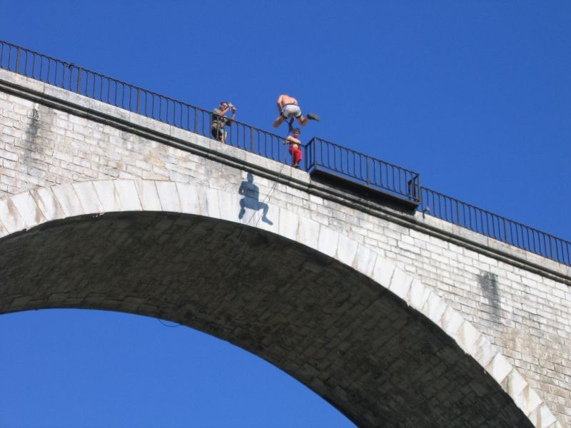 Saut à l'élastique